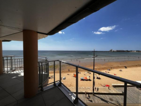 Appartement 2 étoiles avec balcon-terrasse, 1 chambre, parking, près de la mer - FR-1-197-491